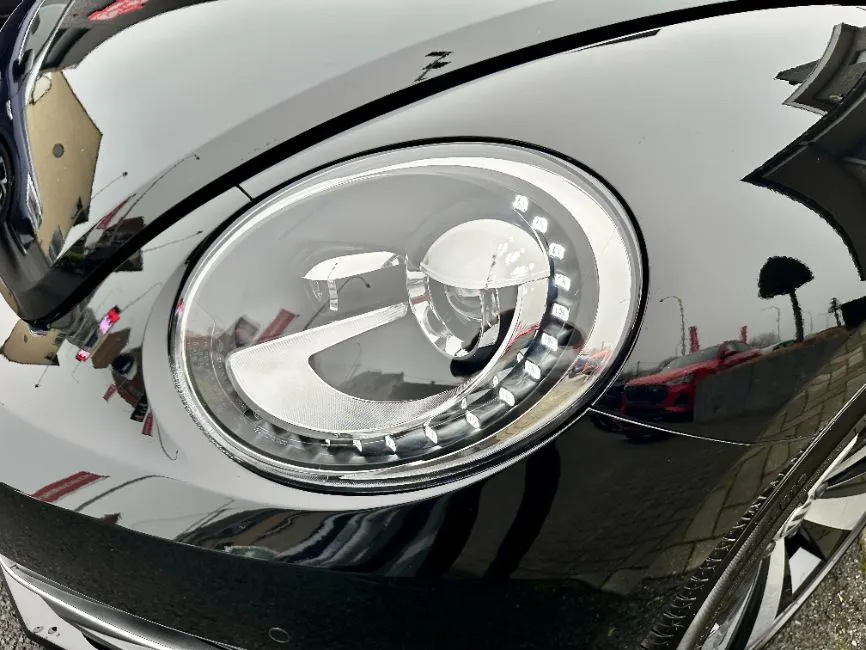Volkswagen Beetle Cabriolet 1.2 TSi Club Image 6