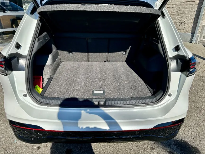 Volkswagen Tiguan 1.5 eTsi R-Line MHYB Image 15