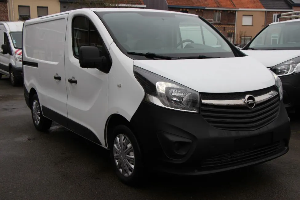 Opel Vivaro 1.6 Cdti Airco EU6 Warranty Image 3