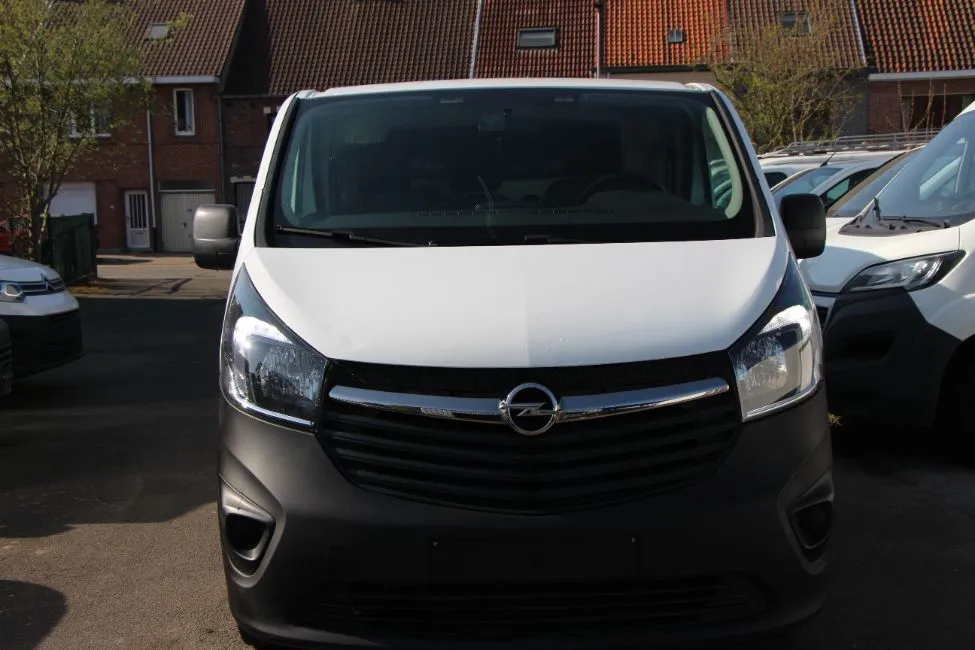 Opel Vivaro 1.6 Cdti Airco EU6 Warranty Image 2
