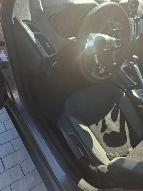 Ford Focus  Image 7