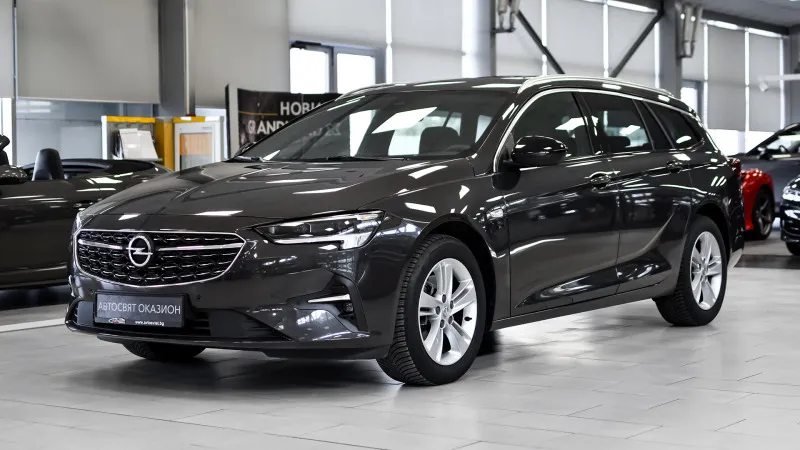 Opel Insignia Sports Tourer 2.0d Elegance Automatic Image 4
