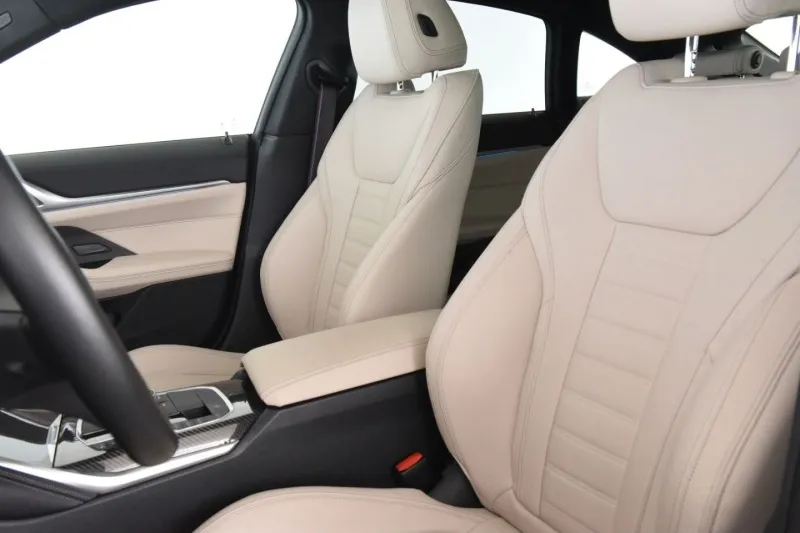 BMW i4 M50 =Carbon Exterior & Interior= Panorama Гаранция Image 8