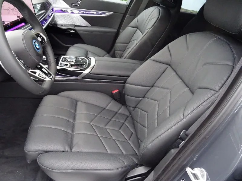 BMW i7 xDrive60 =M-Sport= Executive Lounge Гаранция Image 5