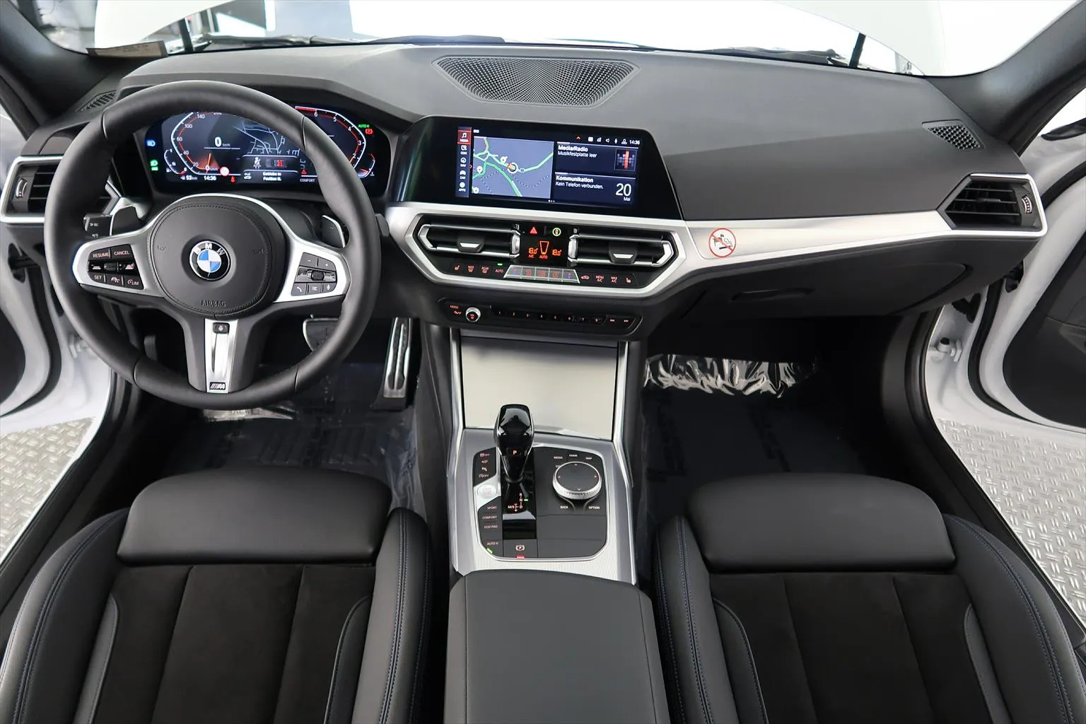BMW 330i xDriveTouring M-Sport Automat  Image 5