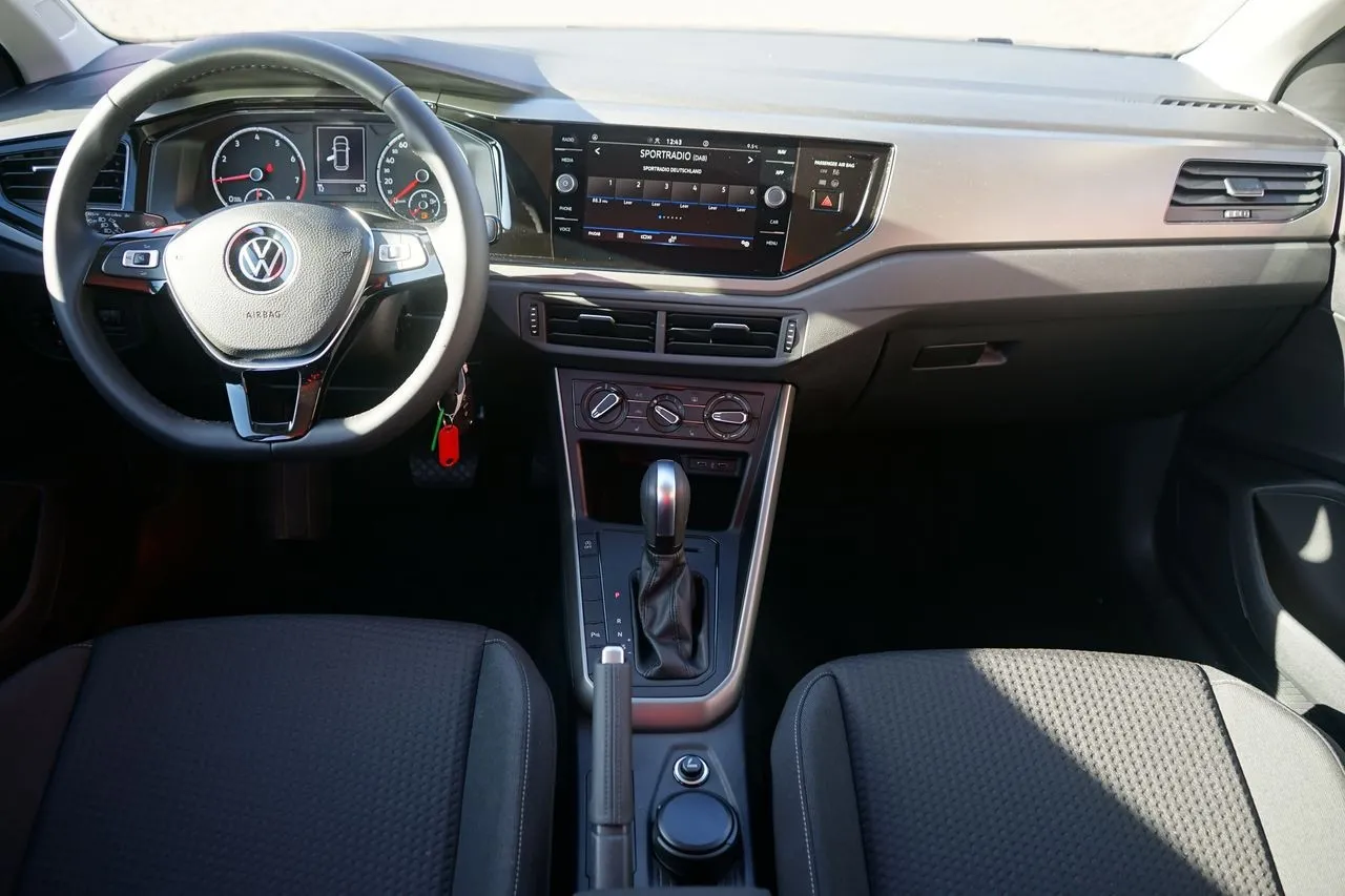 Volkswagen Polo 1.0 TSI DSG Sitzheizung...  Image 9
