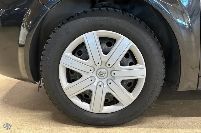 Renault Scenic Dynamique 2,0 16v * / Suomi-auto / Lohkolämmitin / Vakkari / 7-istuinta / Huoltokirja / * Image 9