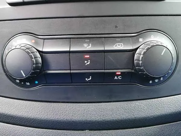 Mercedes-Benz Vito 116 L2H1 Lang Automaat Image 9