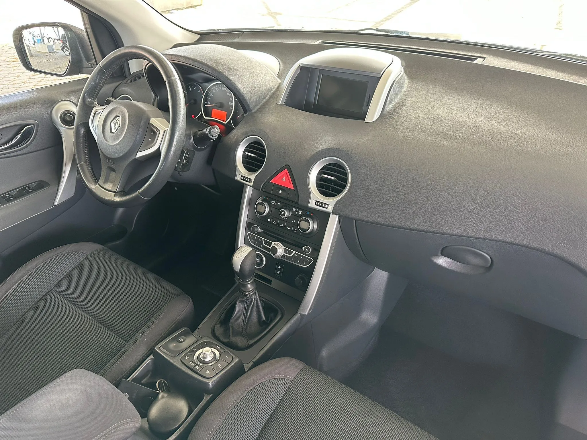 Renault Koleos  Image 9