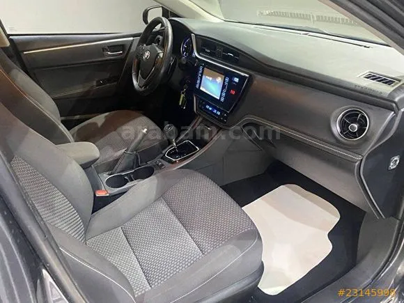 Toyota Corolla 1.4 D-4D Touch Image 9