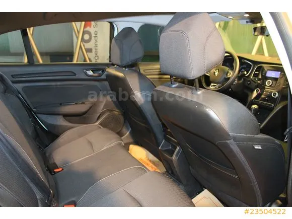 Renault Megane 1.5 Blue DCI Touch Image 10