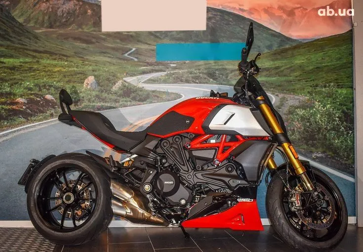 Ducati Diavel  Image 1