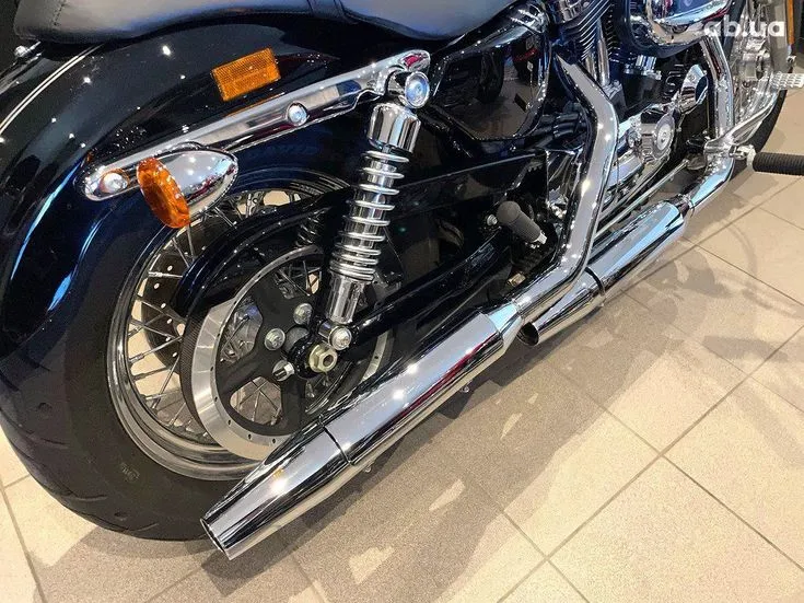 Harley-Davidson Custom  Image 6